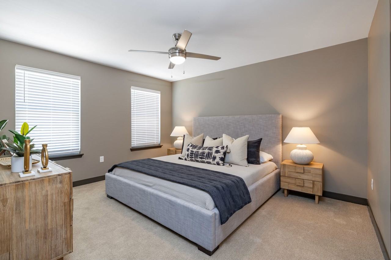 Buffalo Ridge Townhomes - Photo 4 of 40