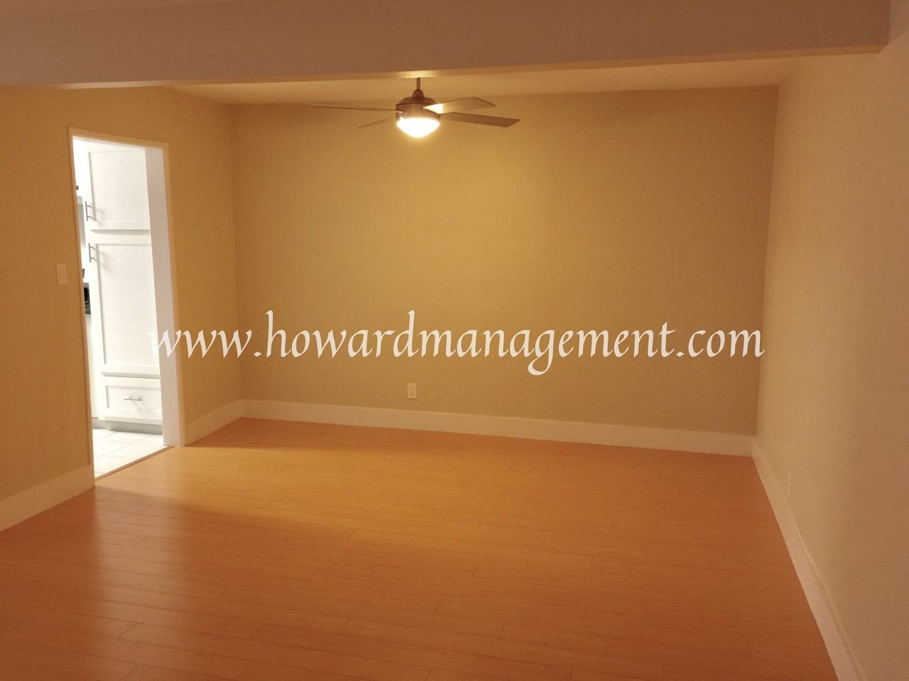 537 San Vicente Blvd - Photo 4 of 32