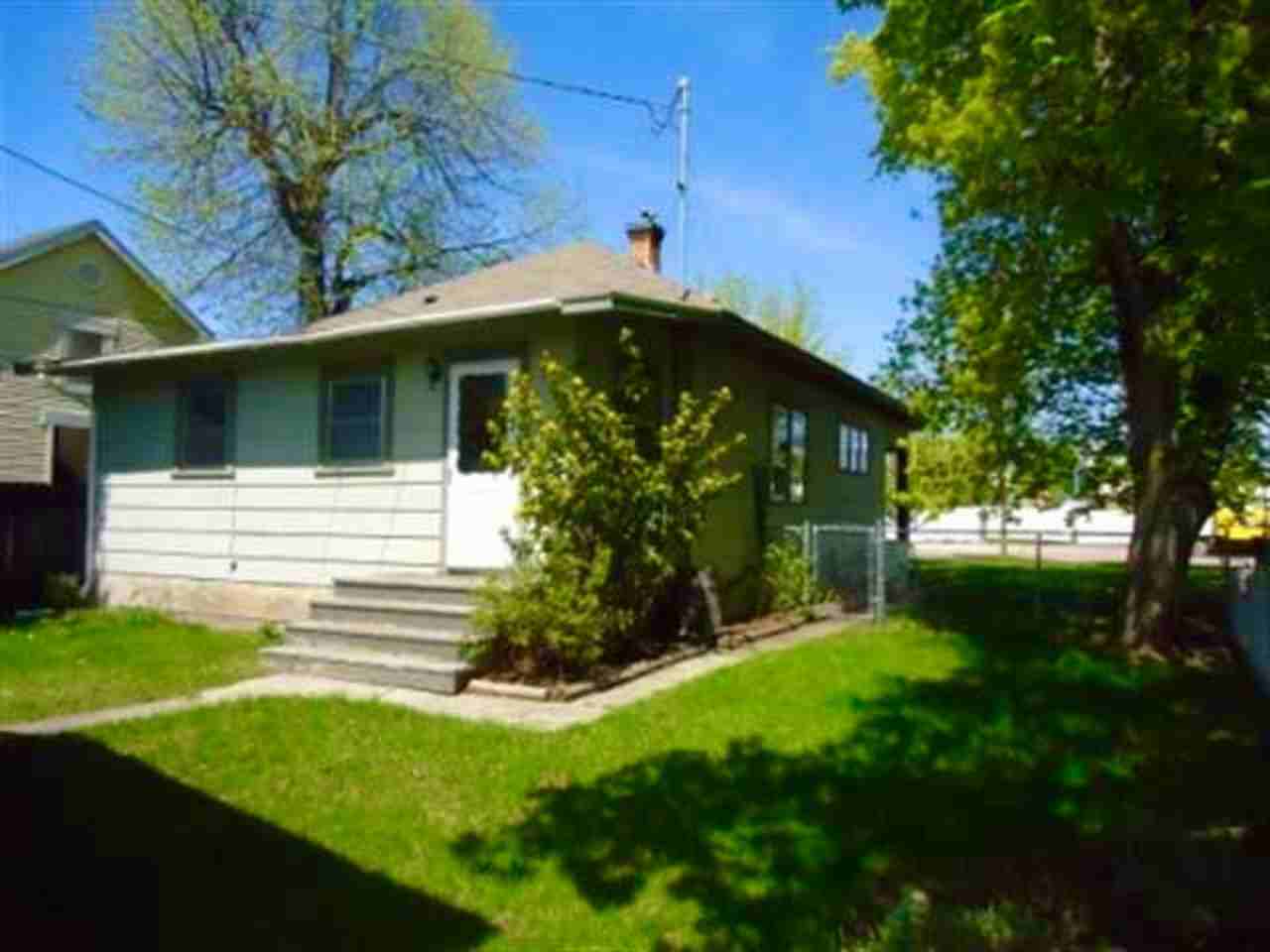 921 S 4th St W - Photo 3 of 29