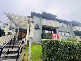 featured image of 14884 North Bluff Rd