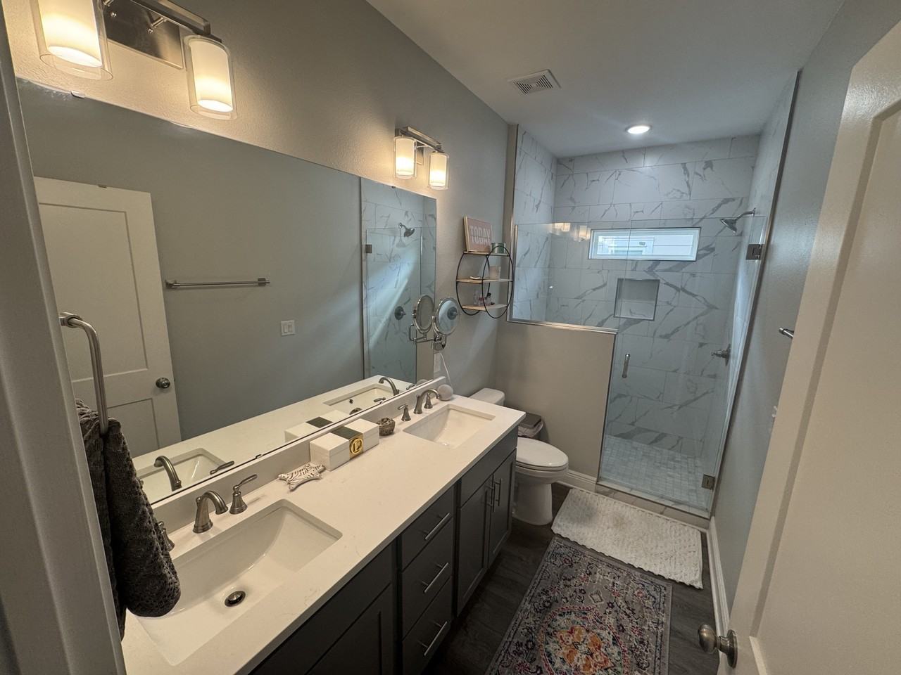 1111 W Romana St - Photo 3 of 22