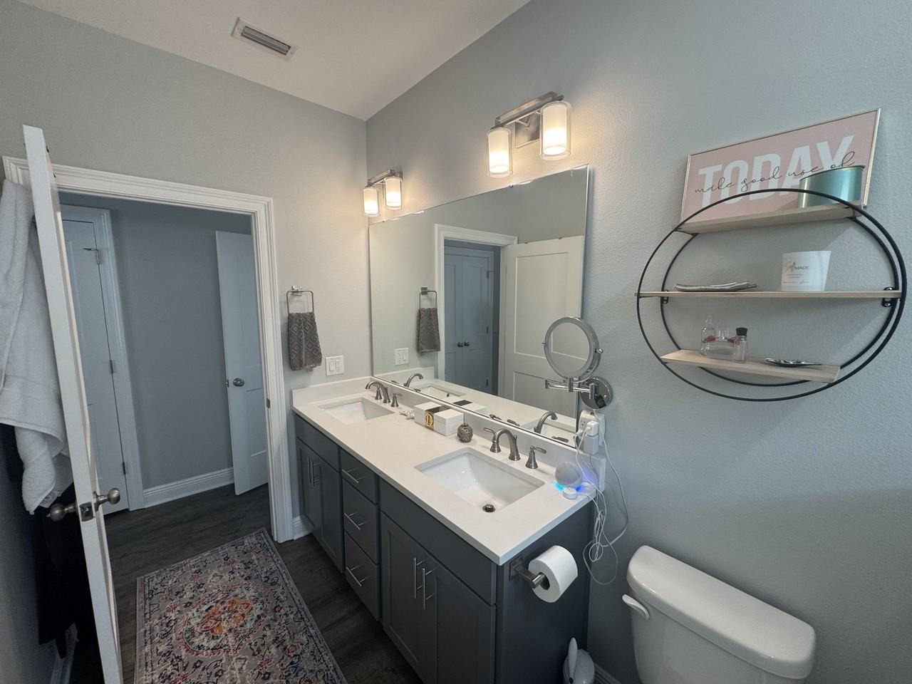 1111 W Romana St - Photo 4 of 22