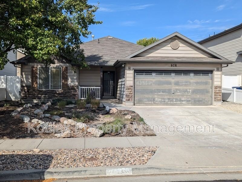 978 York Dr