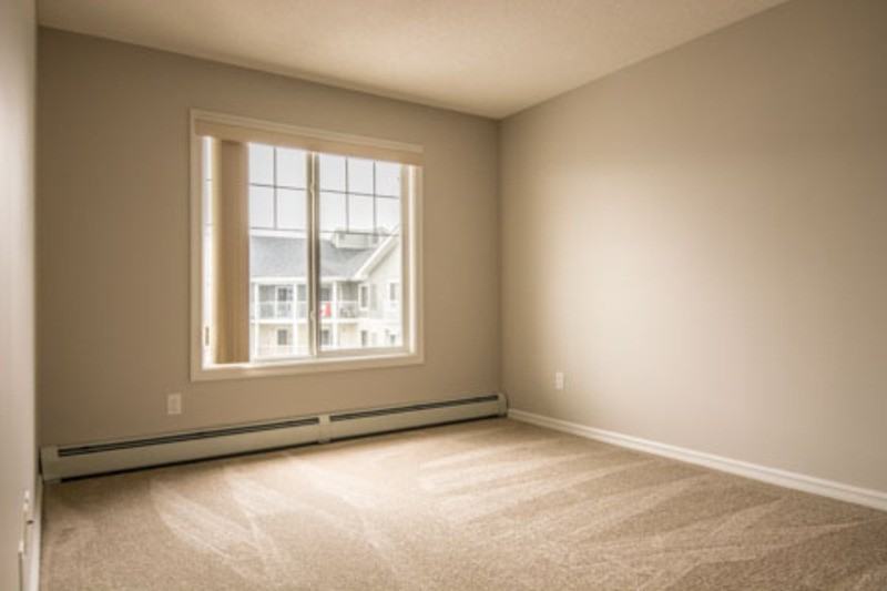 408 #2208-44AVE - Photo 3 of 11