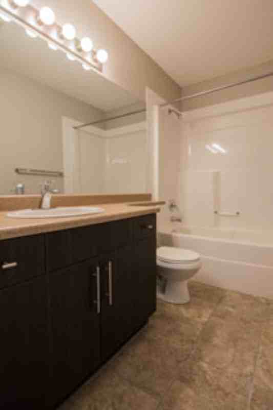 408 #2208-44AVE - Photo 7 of 11