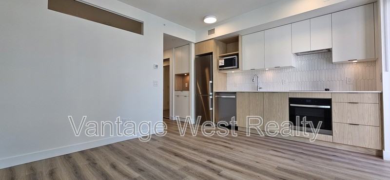 1501 Bertram St - Photo 2 of 10