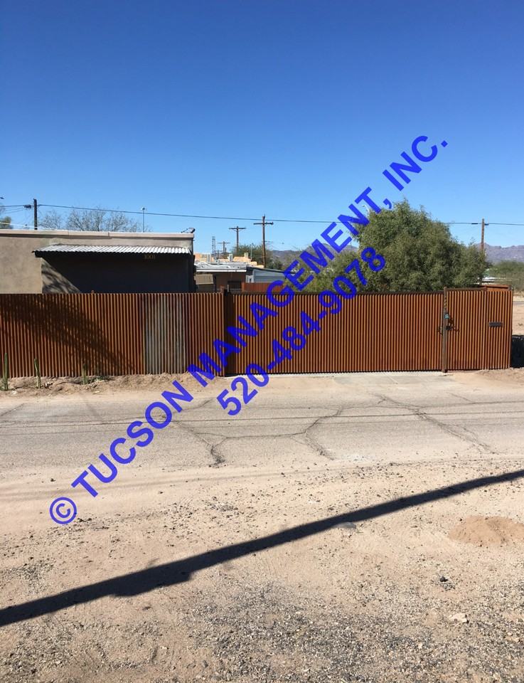 1001 N Van Alstine St - Photo 2 of 39