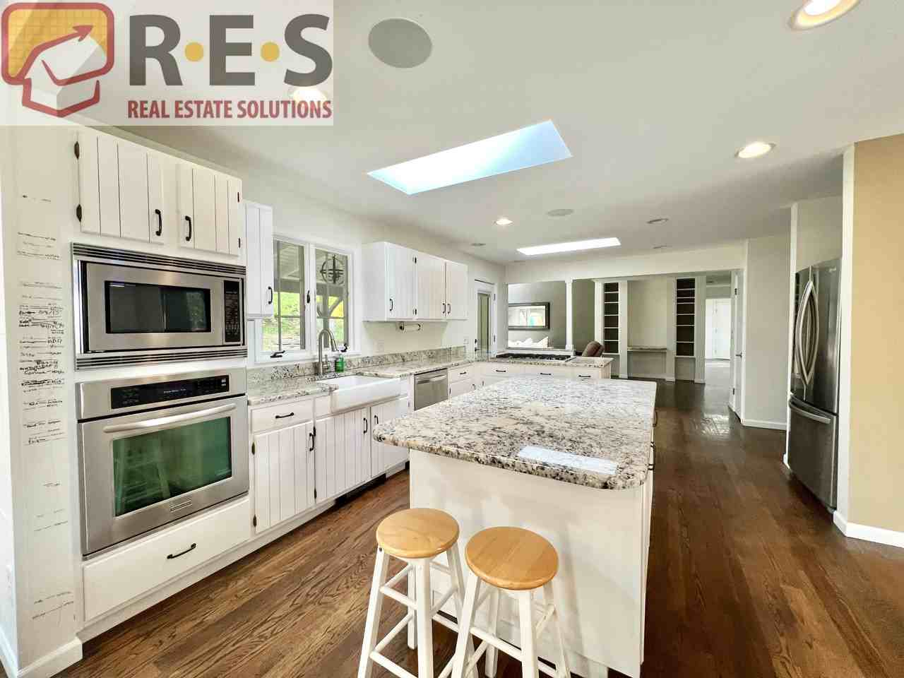 14550 Crabapple Rd - Photo 3 of 34