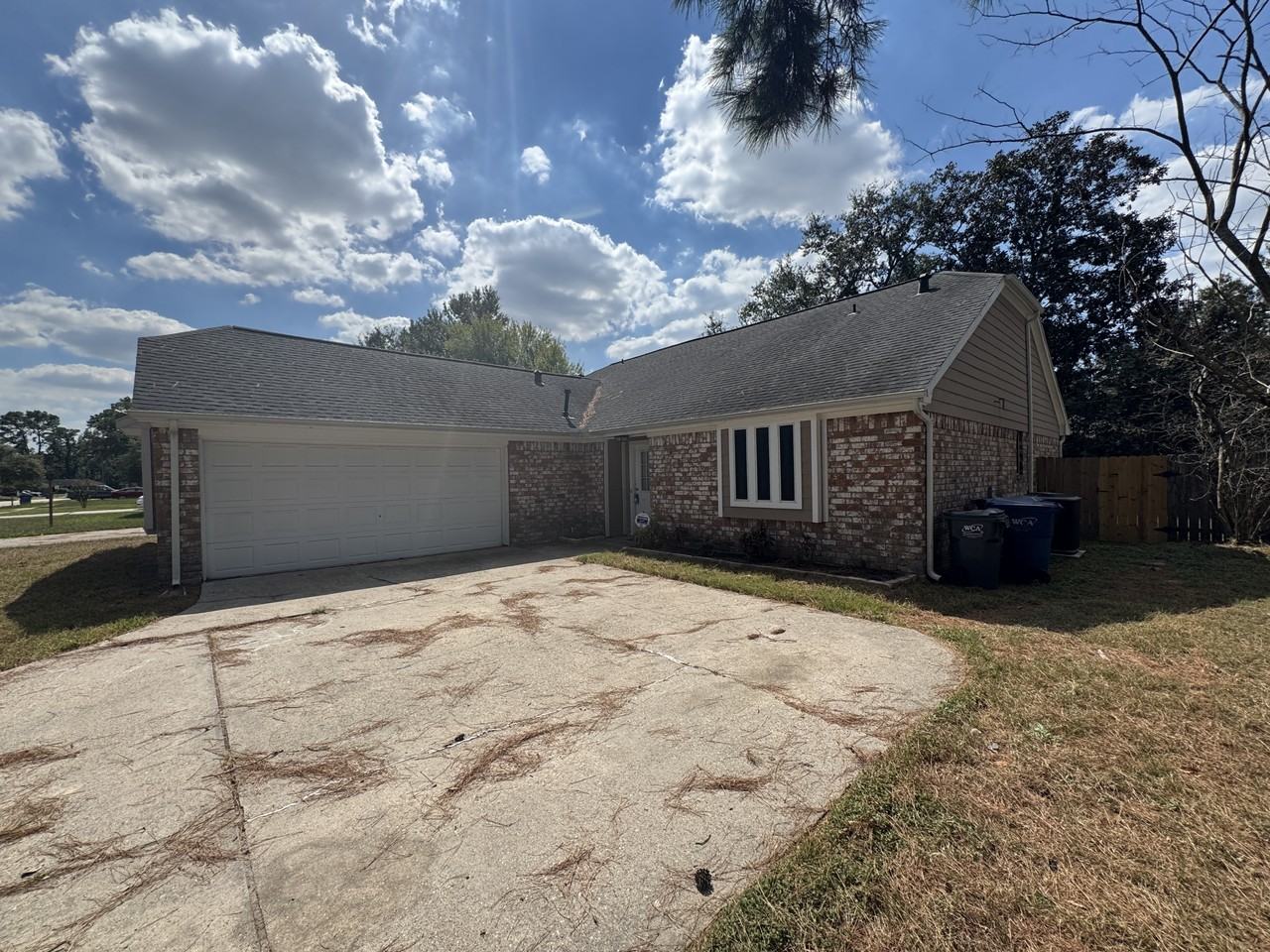 29411 Atherstone St - Photo 2 of 24