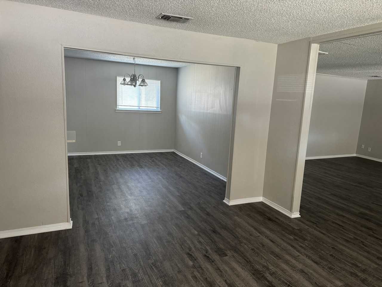 3637 Larry St - Photo 2 of 22