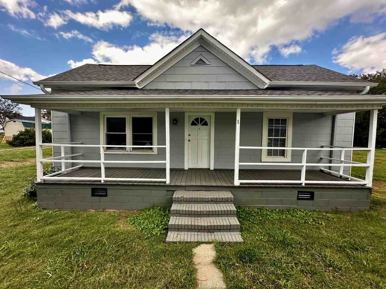 1 Willis St - Photo 2 of 31