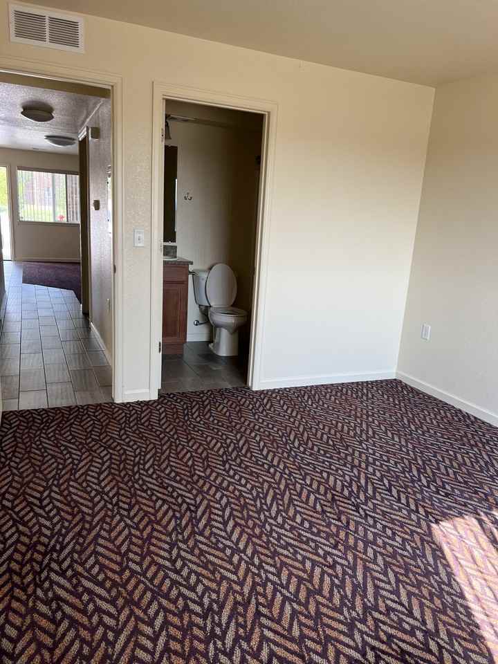 5451 Carter Rd - Photo 2 of 5