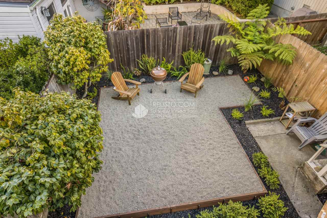 2840 Baker St - Photo 3 of 20