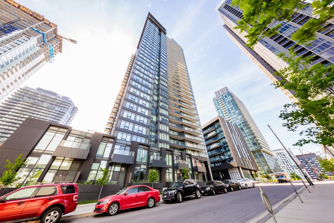 Newton Condos #15126 - Photo 2 of 3