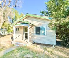 featured image of 2430 E Monument St