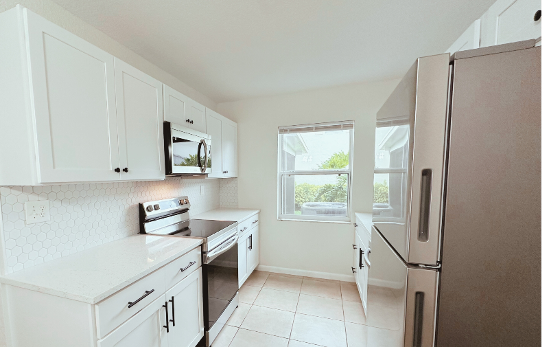 3276 38th Way S #B - Photo 2 of 20