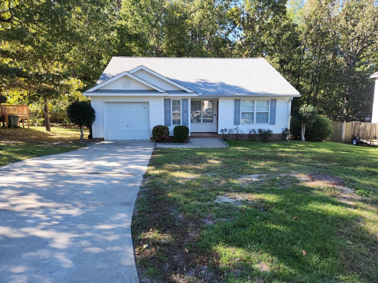 162 Foxglove Cir - Photo 2 of 16