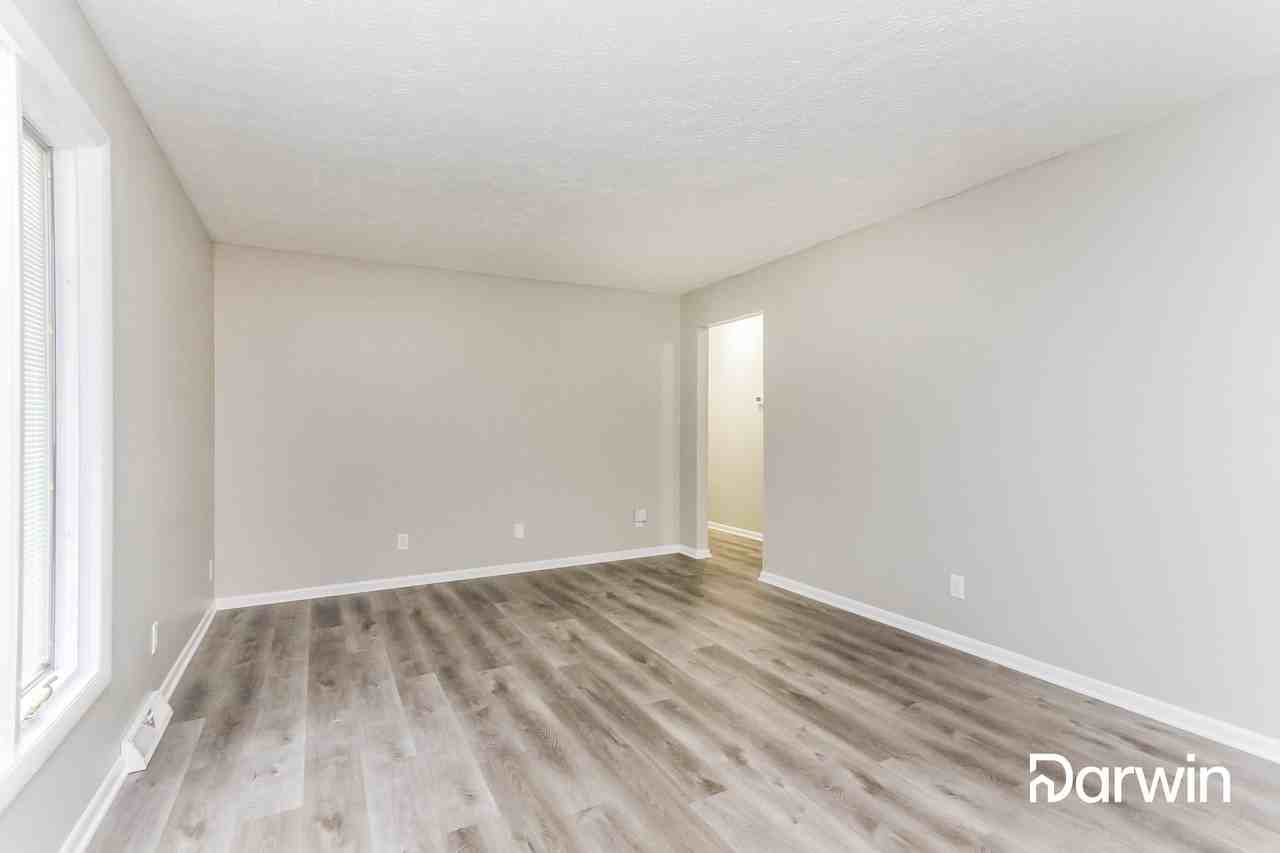 3501 Summerfield Dr - Photo 3 of 15