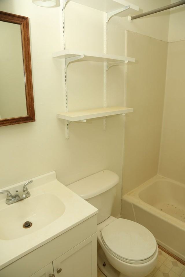 302 Carlton Rd - Photo 3 of 10