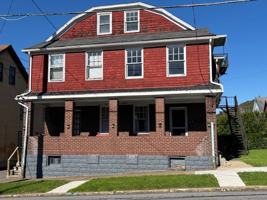 featured image of 166 Bond St