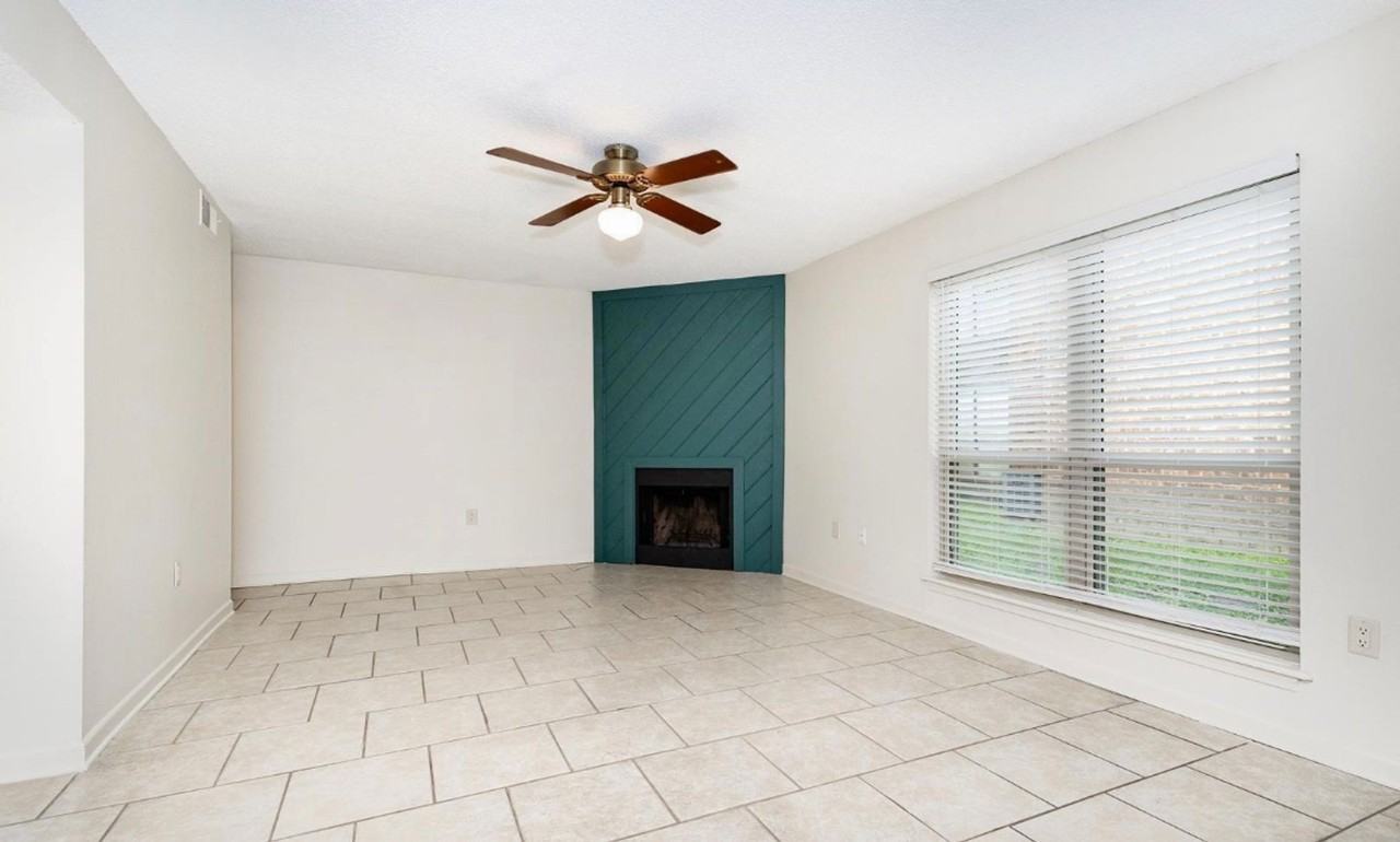 1835 S Brightside View Dr #C - Photo 3 of 13