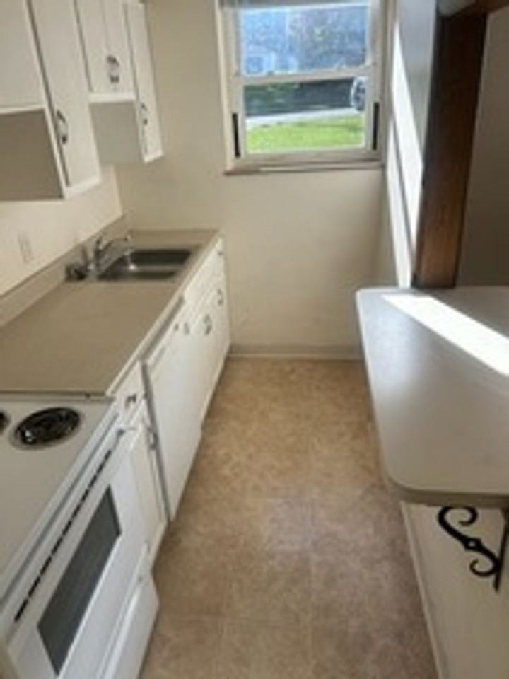 Culbertson Ave - Photo 3 of 15