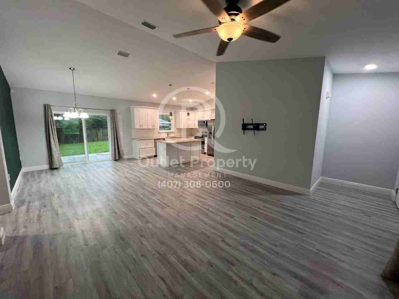 1350 7th St - Photo 3 of 17