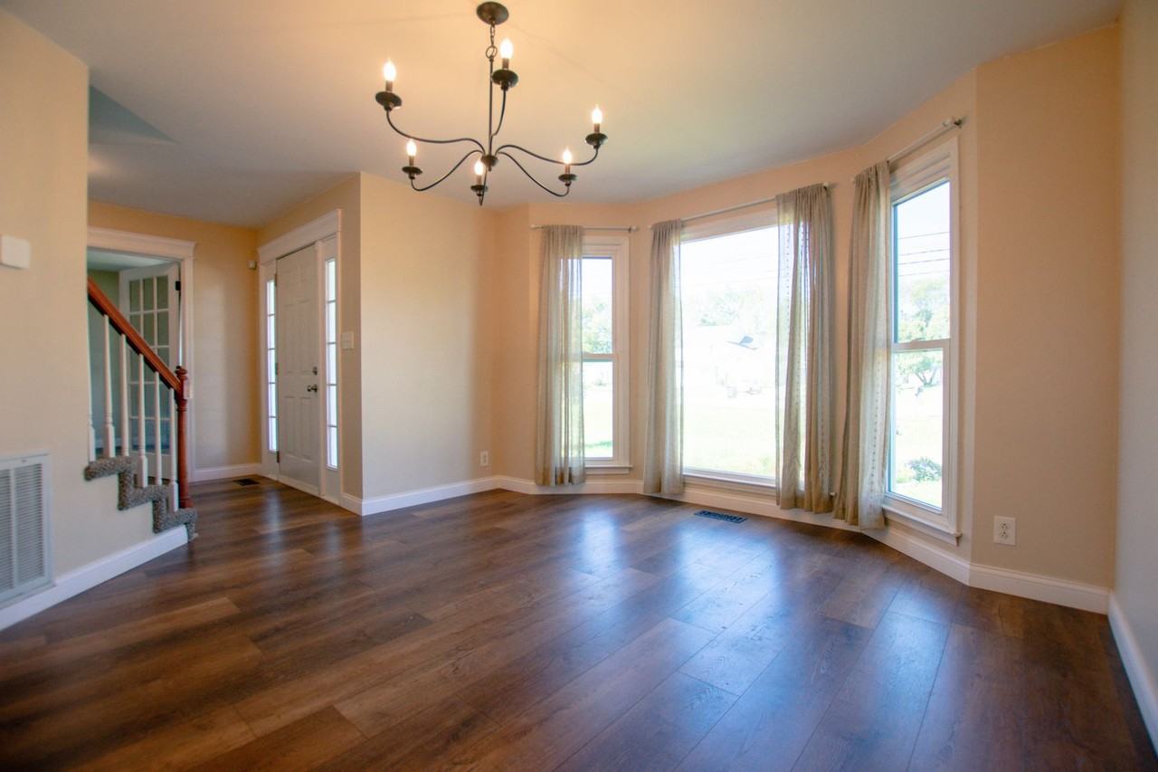 3303 N Henderson Way - Photo 5 of 27