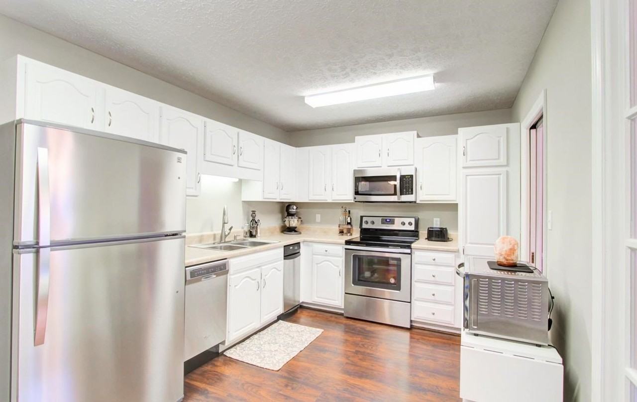 2950 Rivermont Ave - Photo 2 of 6