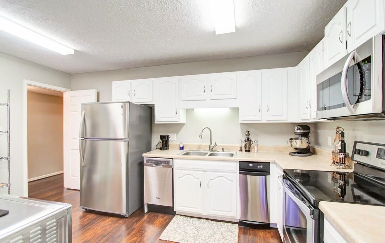 2950 Rivermont Ave - Photo 3 of 6