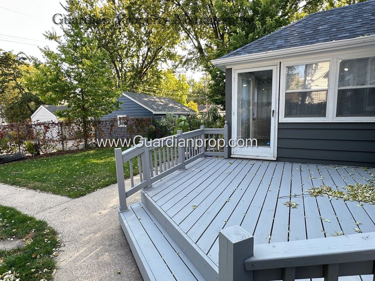 6037 Park Ave - Photo 2 of 28