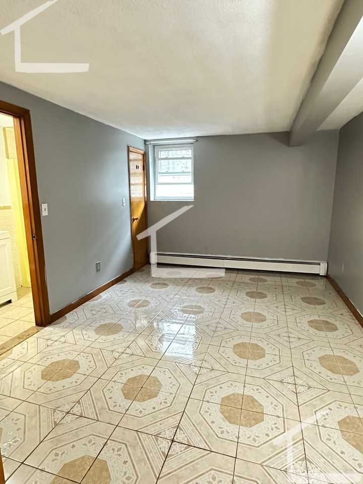 25 Duval St - Photo 2 of 7