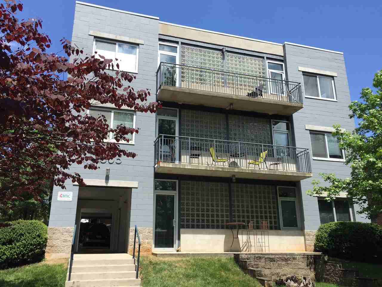 1605 Gordon Avenue - Photo 2 of 17