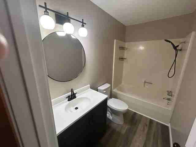 911 Madison St #911 - Photo 6 of 11