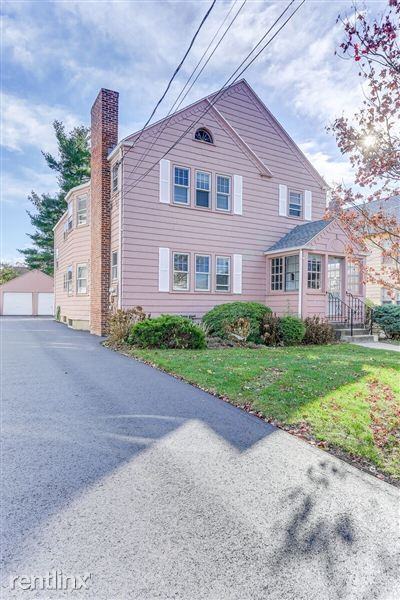 Troutbrook Dr. Apartments Trout Brook Dr, West Hartford, CT 06119