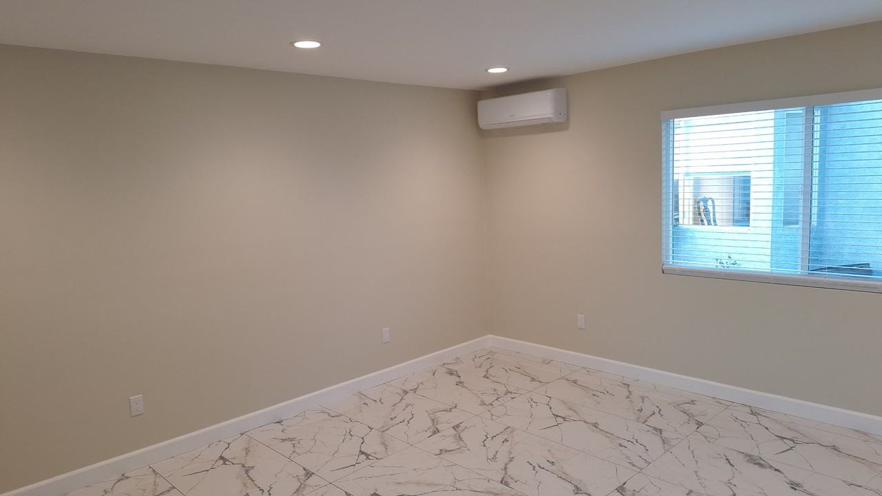 228 S Turner Ave #NA - Photo 3 of 13