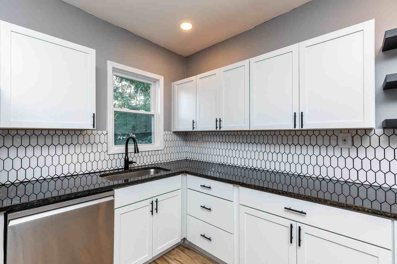 1849 Cleveland Ave #NA - Photo 3 of 24