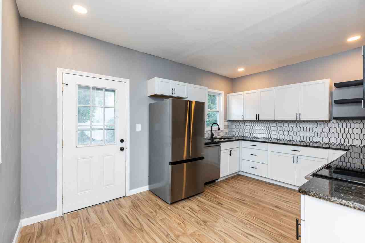 1849 Cleveland Ave #NA - Photo 6 of 24