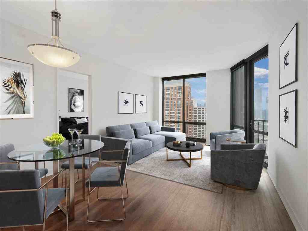 SKY55 - Photo 5 of 20