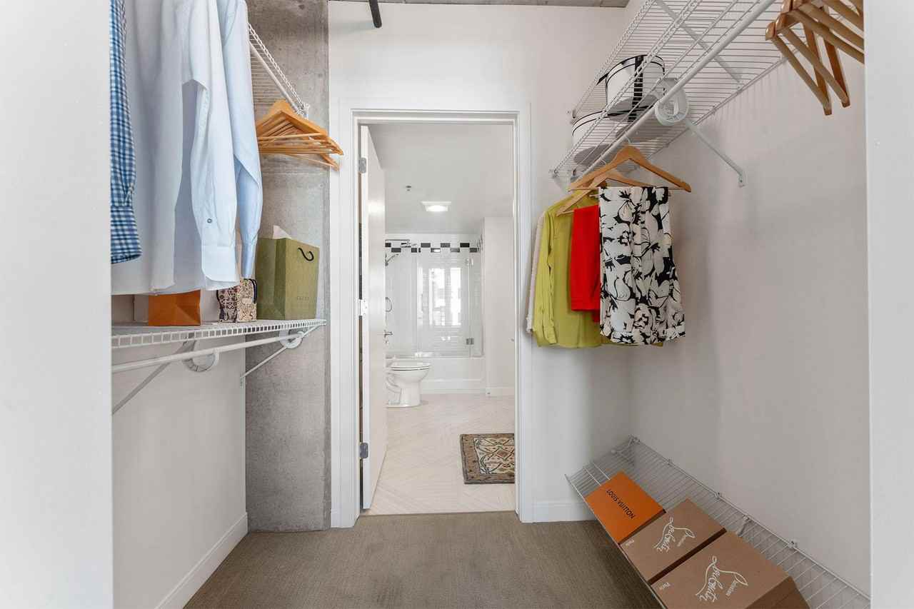 Skyline 776 - Photo 5 of 50