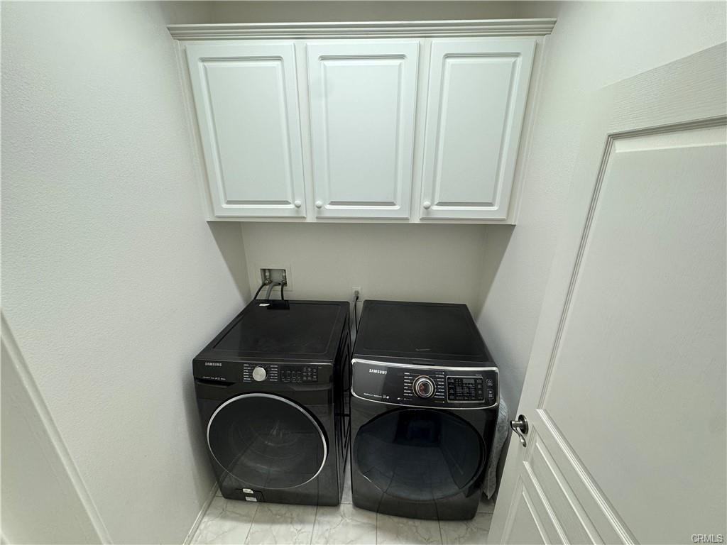 345 Tall Oak - Photo 2 of 8