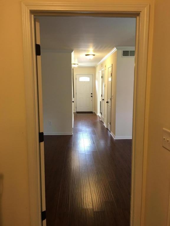 14 Hunters Ct - Photo 3 of 18