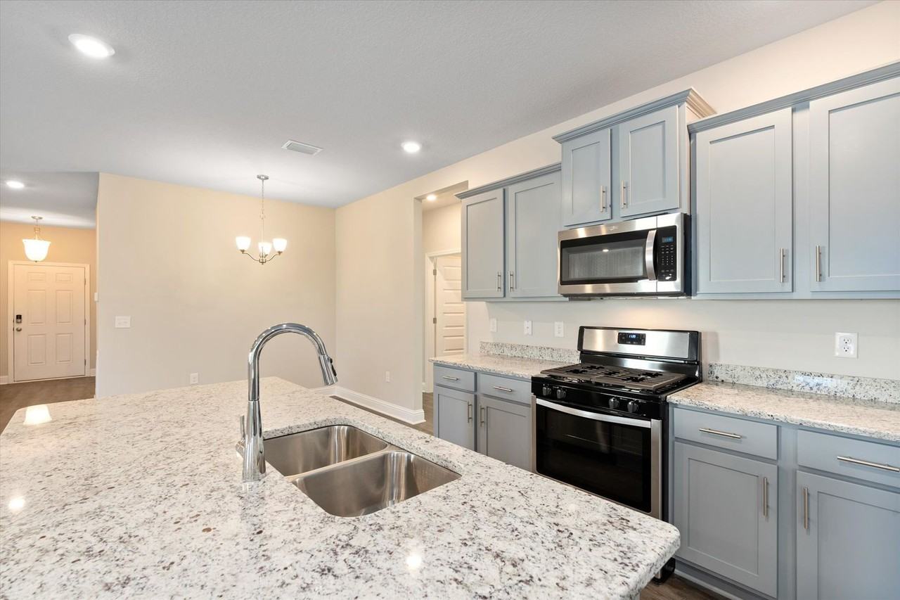 31208 Palladian Way - Photo 6 of 22