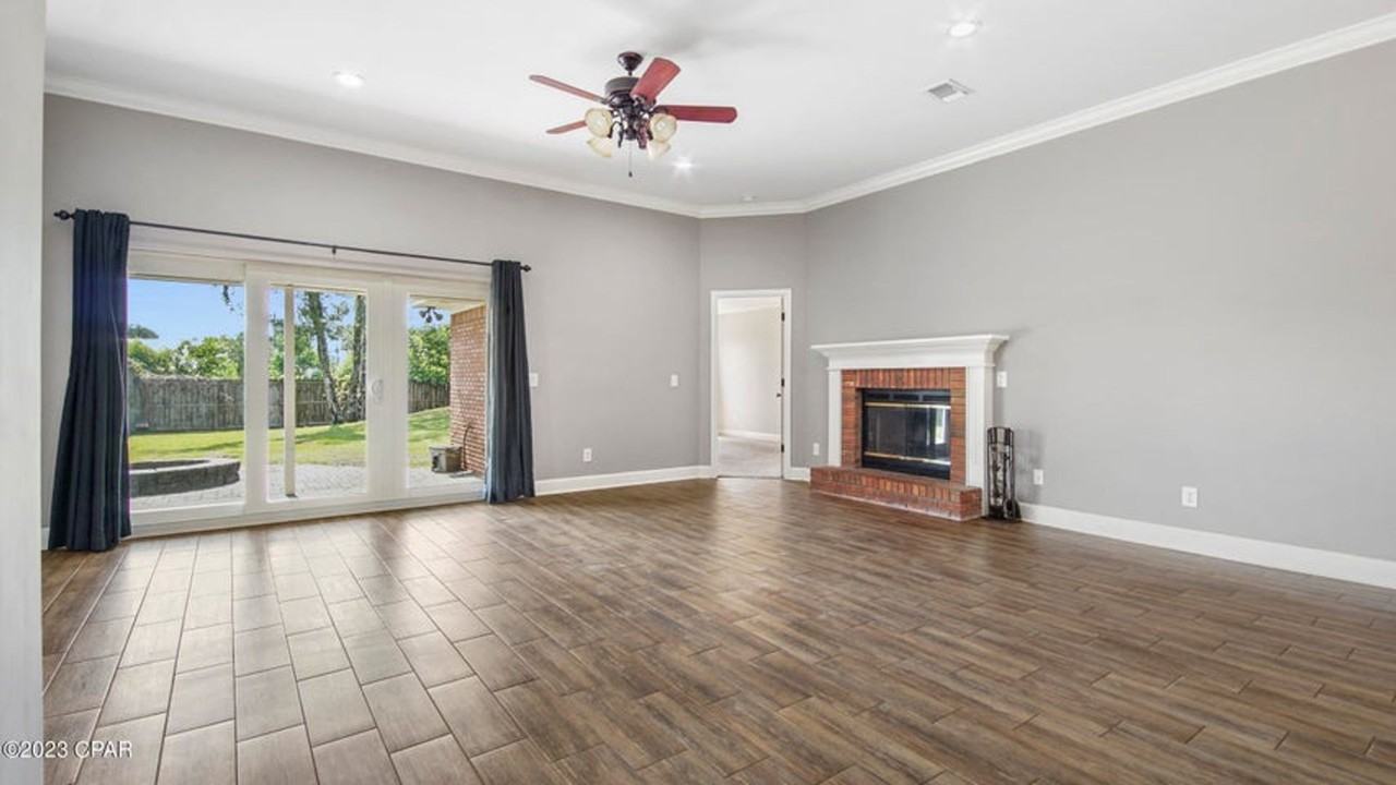1802 Maryland Ave - Photo 4 of 30