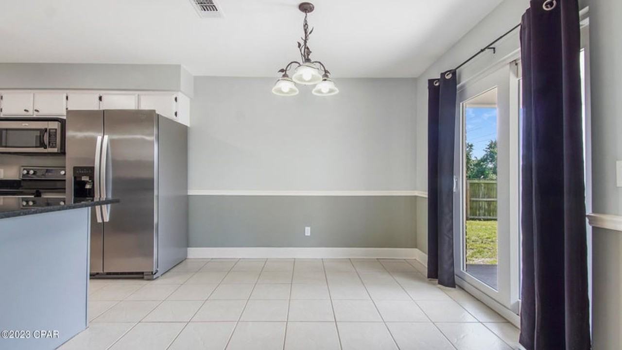1802 Maryland Ave - Photo 7 of 30