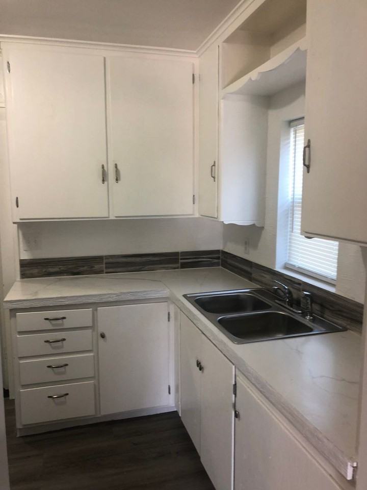 1406 N Rosedale Ave - Photo 6 of 20