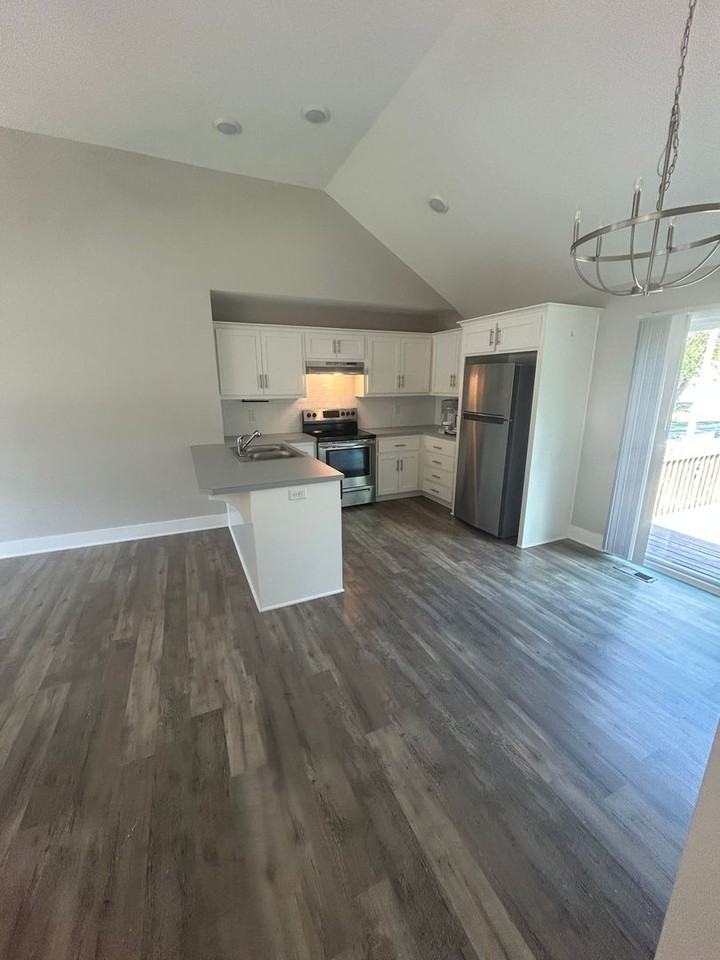 6701 Ralston Ave - Photo 3 of 10