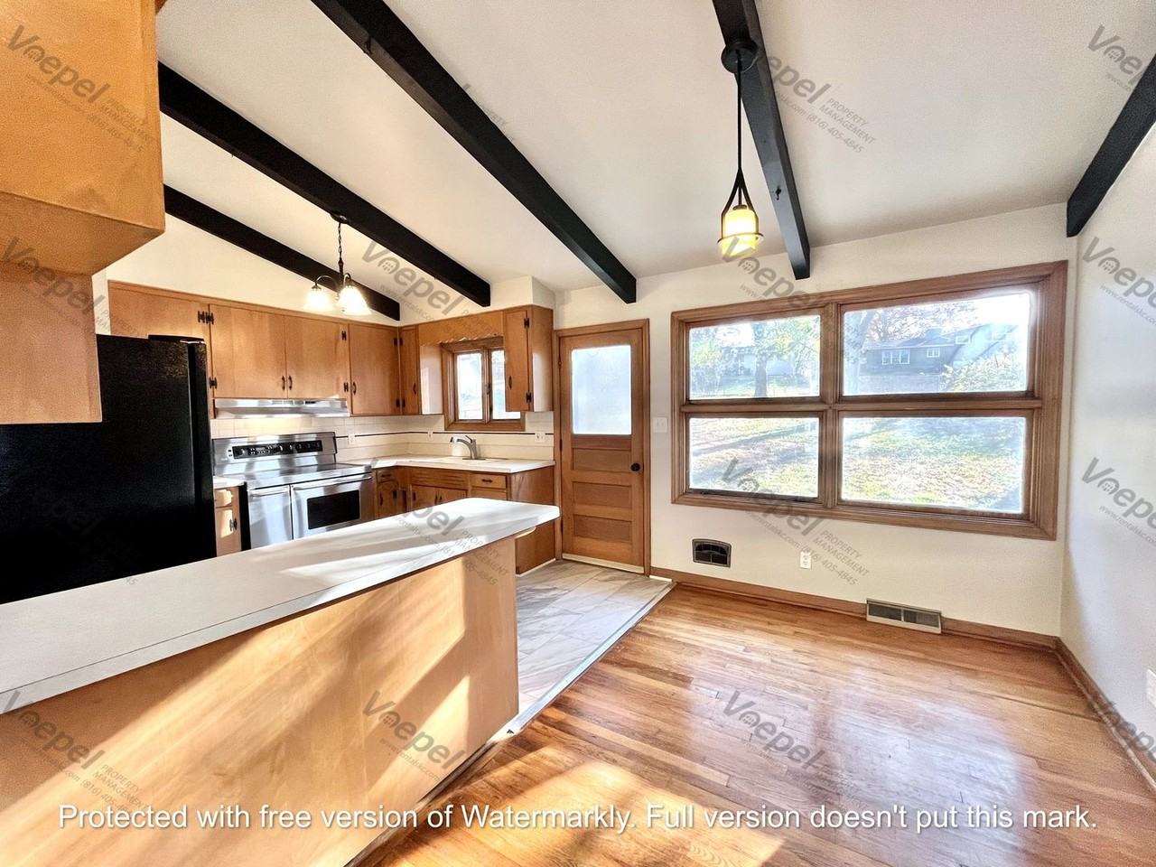 7009 Nw Avalon St - Photo 2 of 5