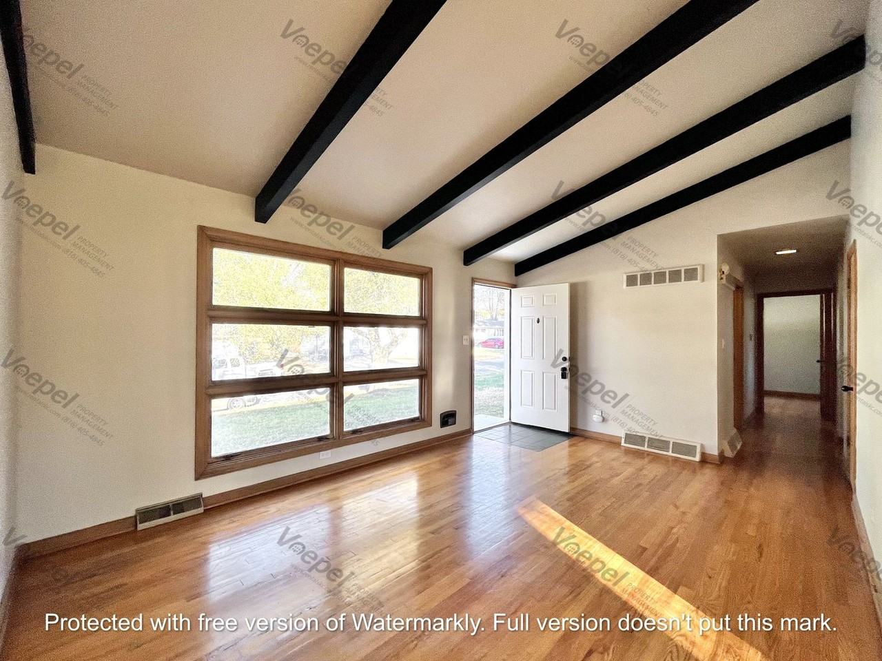 7009 Nw Avalon St - Photo 3 of 5