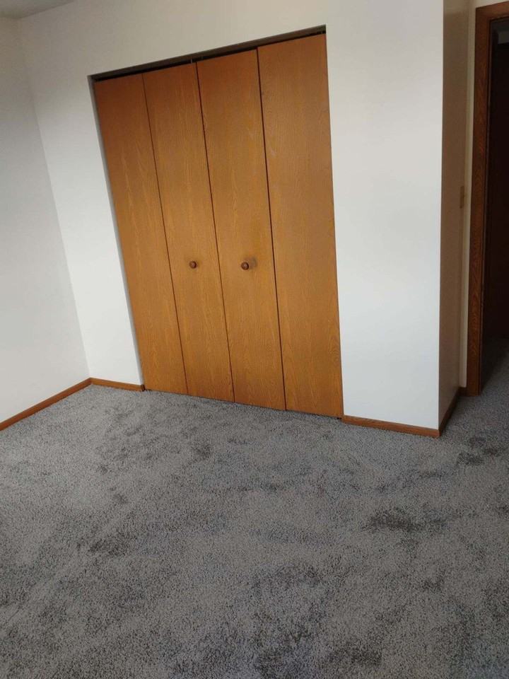 One bedroom apartment in an OVER 55 COMMUNITY - Photo 6 of 6